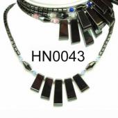 Colored Opal Beads Hematite Teeths Pendant Beads Stone Chain Choker Fashion Women Necklace